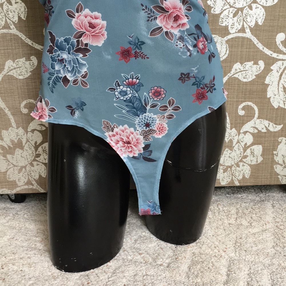 Pretty camisole - Picture 3 of 4